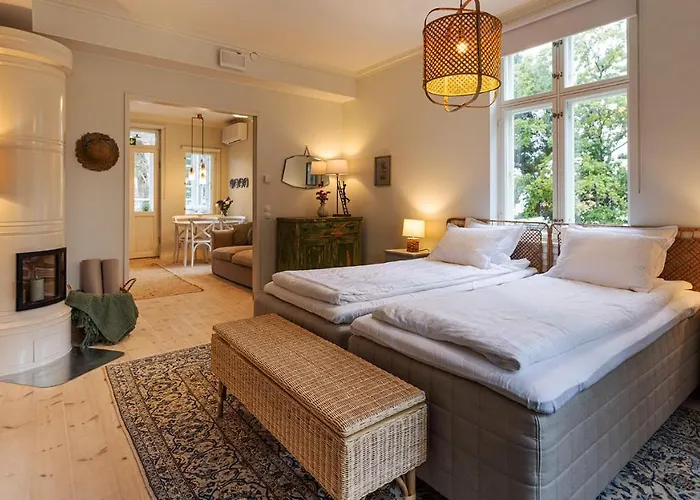 Maija 4 Upperside Villa *