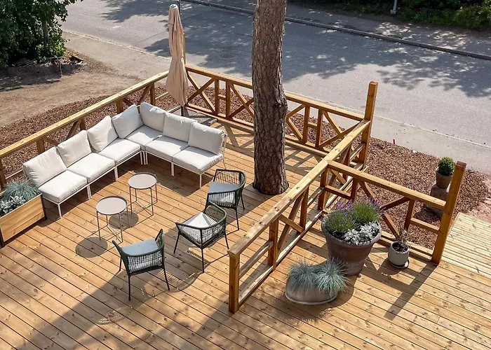 Maija 4 Upperside Villa